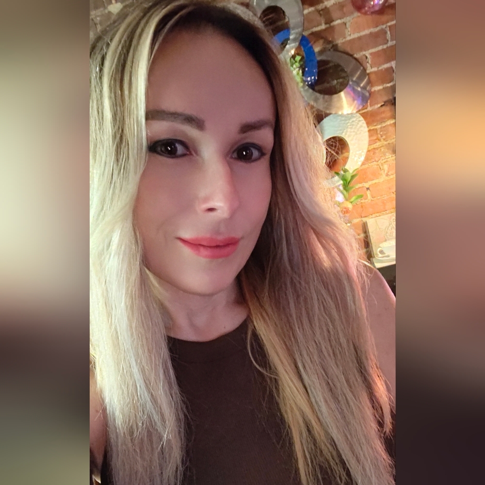Meet your Posher, Dominika